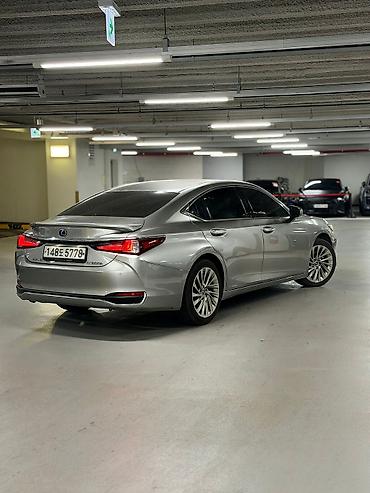 Lexus: Lexus ES: 2020 г., 2.5 л, Гибрид — 12