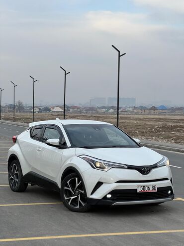 chr: Toyota C-HR: 2017 г., 2 л, Вариатор, Бензин, Кроссовер