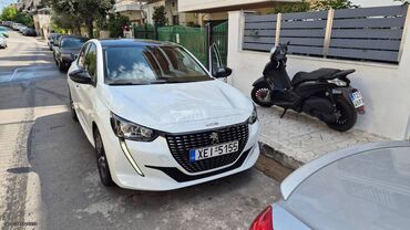 Peugeot: Peugeot 208: 1.2 l. | 2021 έ. | 15500 km. Χάτσμπακ