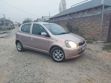 додж машина: Toyota Vitz: 2000 г., 1 л, Автомат, Бензин, Универсал