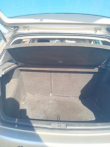 Volkswagen: Volkswagen Golf V: 2004 г., 1.6 л, Механика, Бензин, Хэтчбэк — 10