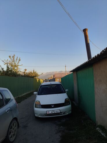 скутер не на ходу: Honda Stream: 2000 г., 2 л, Автомат, Бензин, Минивэн