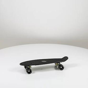bench marka: Skejtbord model 683 CR – crni (šifra: 683cr-90) Kompaktan skejtbord — 1