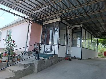 🏡 Продается 5-комнатный кирпичный дом с верандой и садом! 📍 Район: АЮ