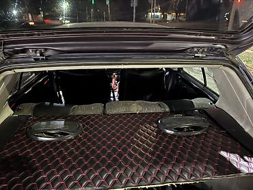 Volkswagen: Volkswagen Golf: 1993 г., 1.6 л, Механика, Бензин, Хэтчбэк — 3