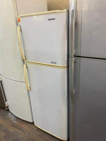 Mətbəx kombaynları və doğrayıcıları: 2 qapılı Samsung Soyuducu Satılır, rəng - Ağ