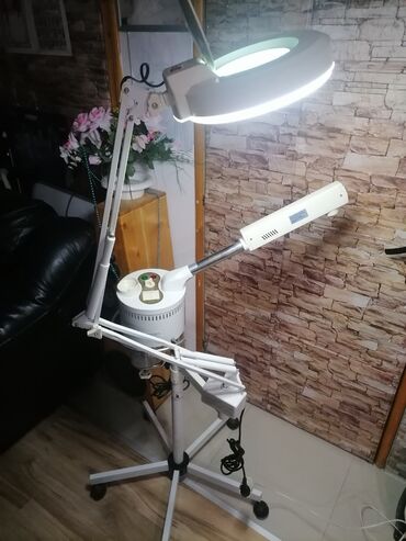 Ostali aparati za negu lica: Profesionalni kozmetički vaporizer sa lupo lampom na postolju sa — 6