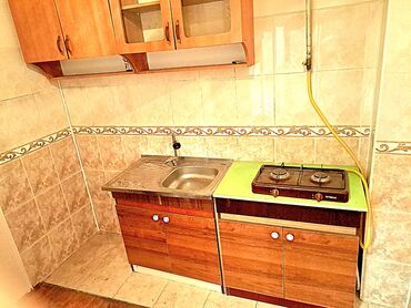 Həyət evləri və villaların satışı: Bakıxanov qəs. 11 otaq, 362 kv. m, Kredit yoxdur, Orta təmir — 1