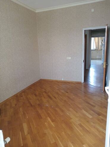 Yeni tikili: 2 otaqlı, Yeni tikili, 70 kv. m — 3