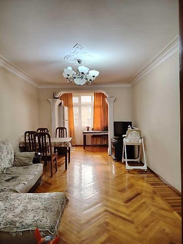 yasma: Bakı, Yasamal, 3 otaqlı, Köhnə tikili, m. Elmlər Akademiyası, 75 kv. m — 5