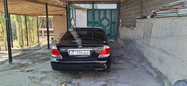 машина kg бишкек тойота: Toyota Camry: 2004 г., 2.4 л, Автомат, Бензин, Седан