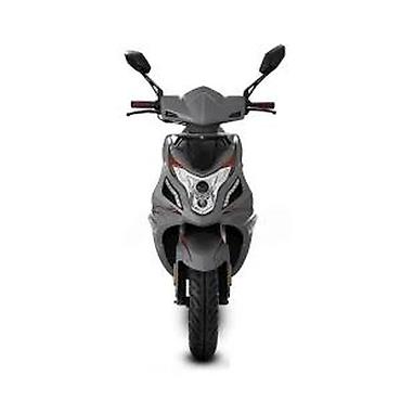bolt sinhronizovano: KMOTO R8 skuter – gradski dvotočkaš sportskog izgleda - Motor — 4
