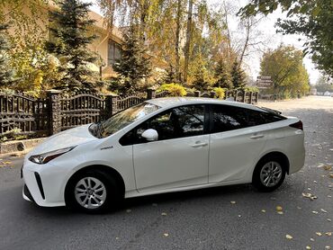 Toyota: Toyota Prius: 2019 г., 1.8 л, Вариатор, Гибрид, Хэтчбэк — 9