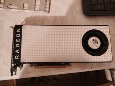 Видеокарты: Видеокарта, Б/у, Sapphire, Radeon RX, 4 ГБ, Для ПК