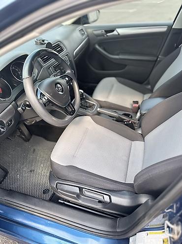 на жетту: Volkswagen Jetta: 2017 г., 1.4 л, Автомат, Бензин, Седан — 8