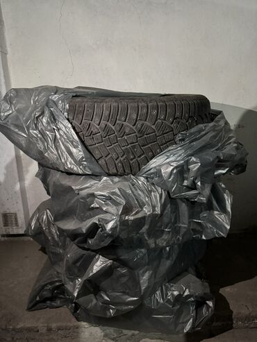 шипованные шины: Шины 275 / 50 / R 21, Зимняя шипованная, Комплект, Внедорожные (АТ/МТ), Continental