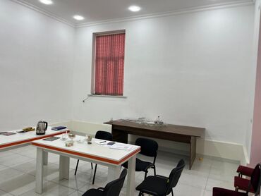 Ofislər: İcarəyə verilir: işgüzar görüşlər, təlim və kiçik seminarlar üçün — 2