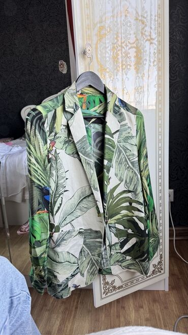 классические женские пиджаки: Женский пиджак Max Mara с тропическим принтом - Принт: крупные