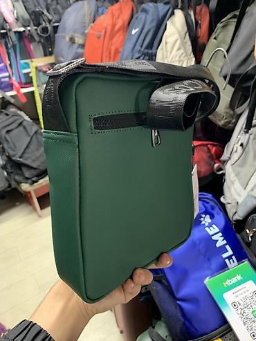 Классические сумки: Сумка через плечо Lacoste, зелёная - Формат: компактная вертикальная — 2
