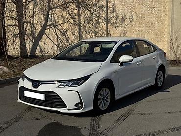 Toyota: Toyota Corolla: 2019 г., 1.8 л, Вариатор, Гибрид, Седан — 2