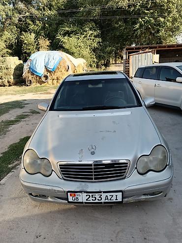 шина на мерс: Mercedes-Benz C-Class: 2002 г., 2 л, Механика, Бензин, Седан — 1