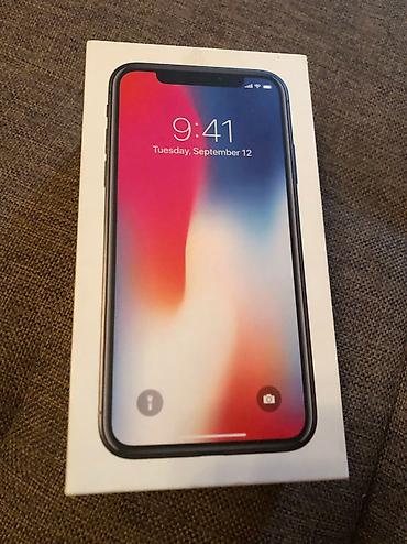 Apple iPhone: IPhone X, 64 GB, Face ID — 8