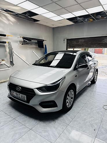 Hyundai: Hyundai Solaris: 2018 г., 1.6 л, Механика, Бензин, Седан — 2