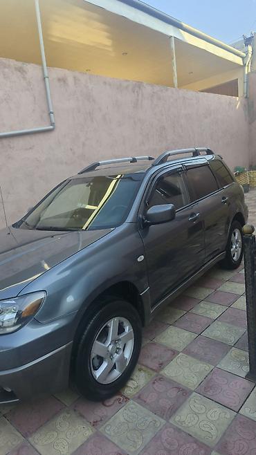 mitsubishi chariot: Mitsubishi markalı sedan/hbek (salon şəkilləri) – avtomatik — 7