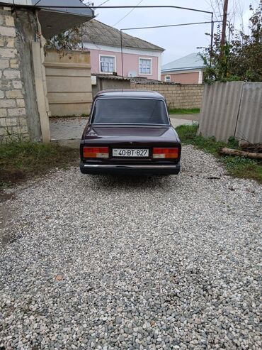 VAZ (LADA): VAZ 2107 sedan 700 manatlıq 4 kalonka - Kuzov: 4 qapılı sedan, tünd — 4