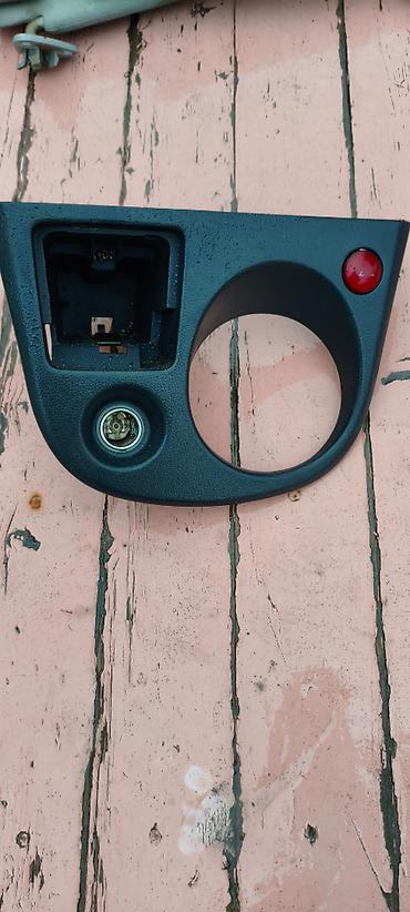 Digər salon aksesuarları: Mitsubishi Airtrek üçün ön salon aksesuarları. Şitdə və sükanda airbag — 8