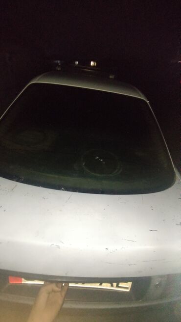 Audi: Audi 80: 1998 г., 1.8 л, Механика — 1