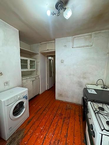 цена ош: 2 комнаты, 43 м², Ошский рынок / базар Индивидуалка, 2 этаж, Требуется ремонт — 2