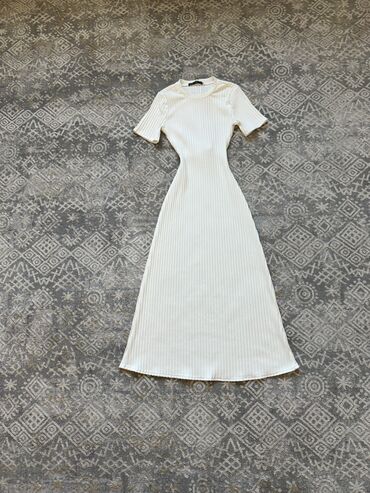белый платья: Бальное платье, Длинная модель, M (EU 38), В наличии