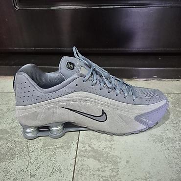 sport geyimler: Nike Shox kişi idman ayaqqabısı – boz rəng - Model: Shox seriyası — 1