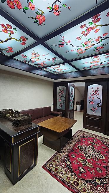 Продажа коттеджей и домов: Классический трехэтажный дом с благоустроенным двором и премиальной — 19