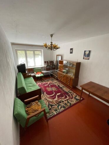 продаю или меняю на квартиру недвижимость участок: 2 бөлмө, 43 кв. м, Хрущевка, 1 кабат, Эски ремонт