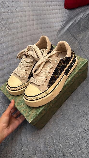 gucci rush: Krossovka və ketlər — 1