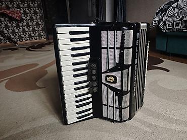 Аккордеоны: Аккордеон Weltmeister (Германия), классическая черно-белая модель — 6
