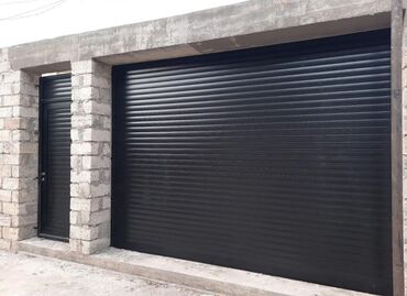 Həyət darvazaları: Naxışlı, qara rəngli ikiqapılı dəmir darvaza, üstündə və qapılarında -da lalafo.az — 8 Həyət darvazaları: Naxışlı, qara rəngli ikiqapılı dəmir darvaza, üstündə və qapılarında — 8