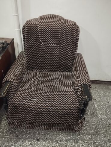 стул кресло: Классическое кресло, Спальное, Б/у
