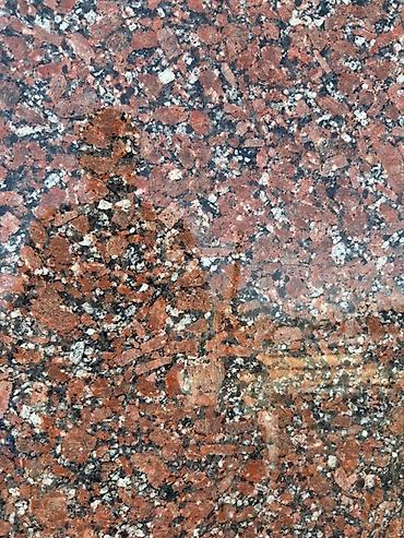 Фасадные гранитные плитки: Гранитные плиты (полированный камень) — ассортимент оттенков и — 9