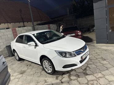 зарядное устройство для электромобиля: BYD : 2019 г., 1.6 л, Автомат, Электромобиль, Седан