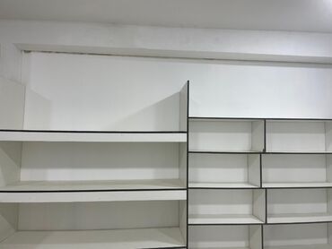 Digər mağaza avadanlığı: Magaza ucun Polka ve Kassa Stolu Tərkib: - Resepsiyon/qatib masası — 5