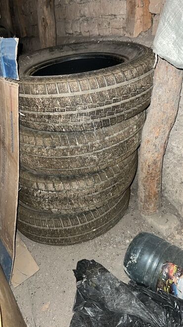 машина за 4000 долларов: Шиналар 205 / 55 / R 16, Кыш, Колдонулган, Комплект, Жеңил унаалар, Sailun