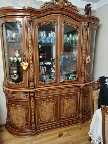 işlenmiş künc divan: Ev üçün digər mebel