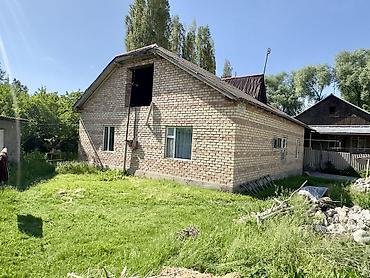 Продажа коттеджей и домов: Продаётся дом в районе улиц Боталиева/Тулебердиева, участок 9-соток по — 1