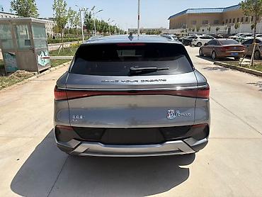 реплика мото: BYD Yuan Plus: 2022 г., Электромобиль, Кроссовер — 3