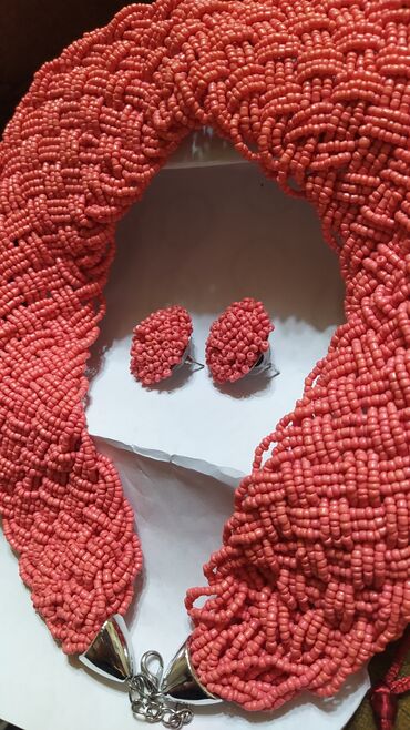 Наборы украшений: Ожерелье из бисера и серьги гвоздики,ручная работа,шикарно смотрится и — 26