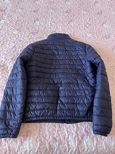 Куртки: Лёгкая пуховая куртка Uniqlo Ultra Light Down, цвет тёмно-синий — 2