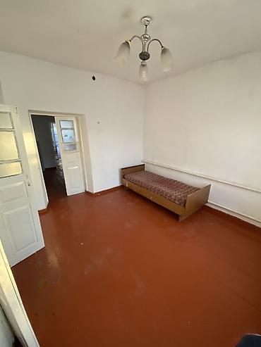 Долгосрочная аренда домов: 75 м², 4 комнаты — 16